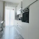 Angela's Apartment. Elegant Two Bedroom House In Irsina