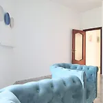 Apartament Angela's Apartment. Elegant Two Bedroom House In