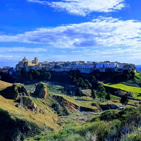 Angela's Apartment. Elegant Two Bedroom House In Irsina