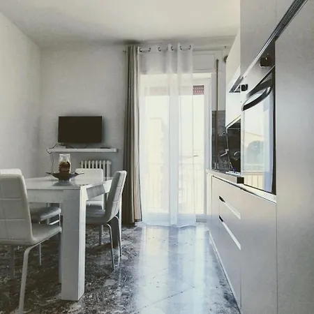 Angela's Apartment. Elegant Two Bedroom House In * Irsina