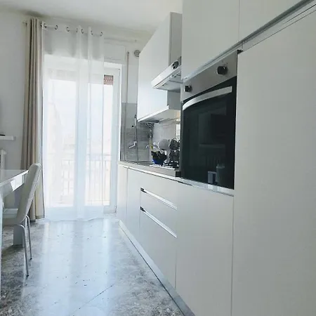 Angela's Apartment. Elegant Two Bedroom House In Irsina