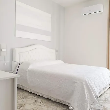 Angela's Apartment. Elegant Two Bedroom House In Irsina